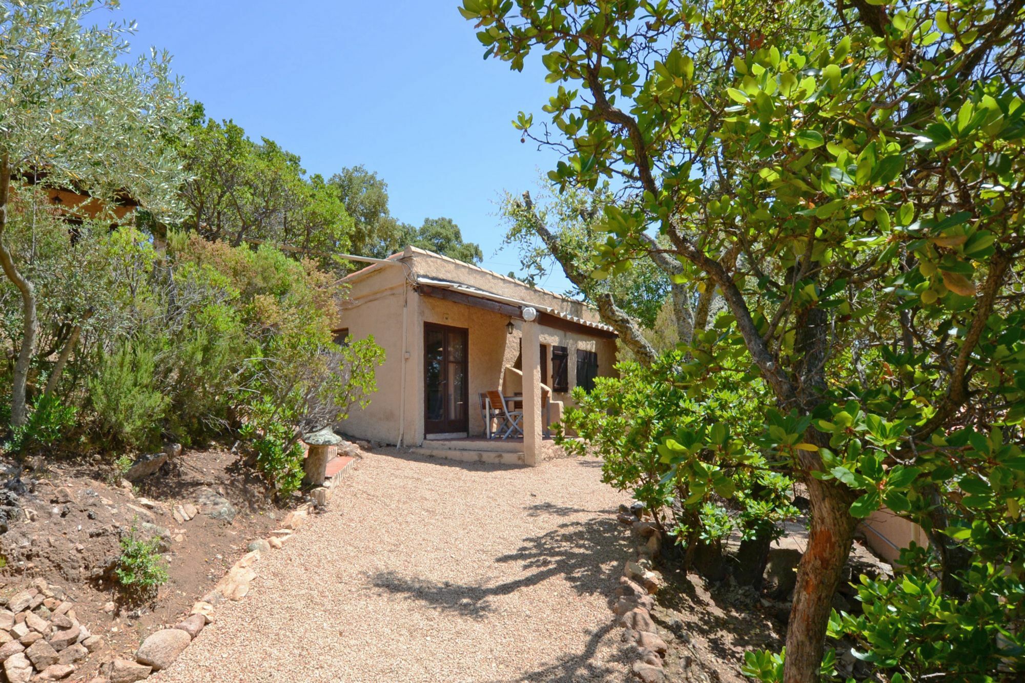 Du Maquis 2* Porto-Vecchio (Corsica)